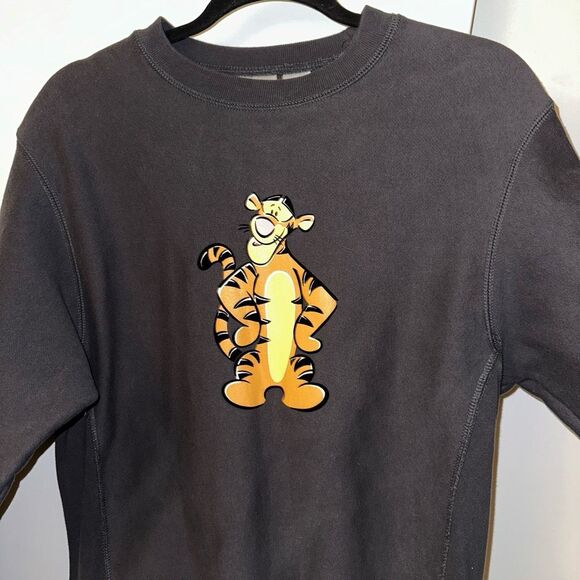Disney Store Vintage Unisex Dark Gray Tigger Crew Sweatshirt Small GUC - Picture 3 of 13
